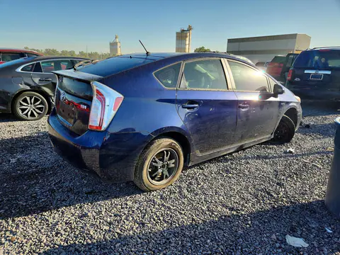 2014 Toyota Prius Two VIN JTDKN3DU0E0386290 фото 3