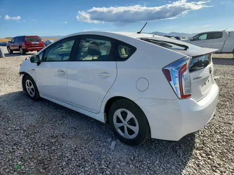 2015 Toyota Prius VIN JTDKN3DU2F1918702 фото 2
