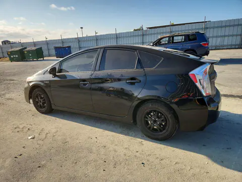 2015 Toyota Prius VIN JTDKN3DU2F0463775 фото 2