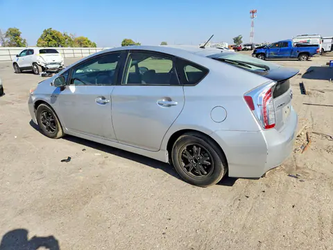 2015 Toyota Prius VIN JTDKN3DU6F0476402 фото 2