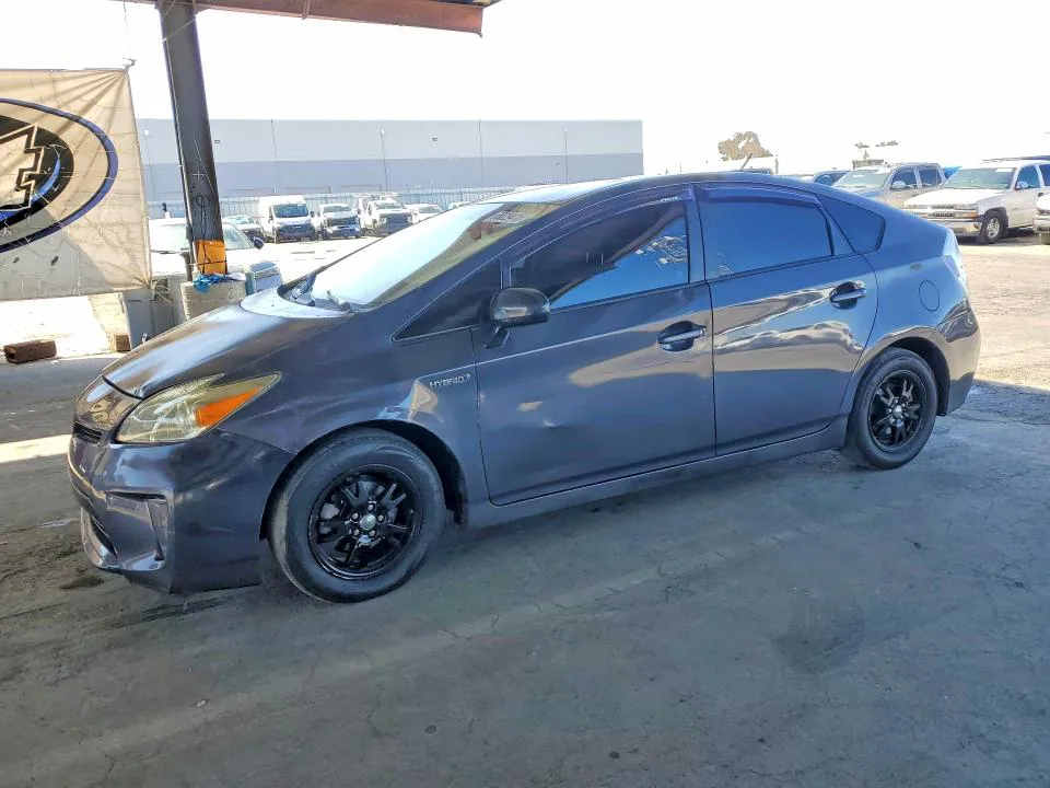 2015 Toyota Prius VIN JTDKN3DU7F0465554 фото 1