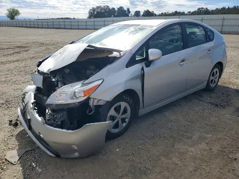 JTDKN3DU9F0446892 — 2015 Toyota Prius, Передняя часть (Front End), фото до ремонта