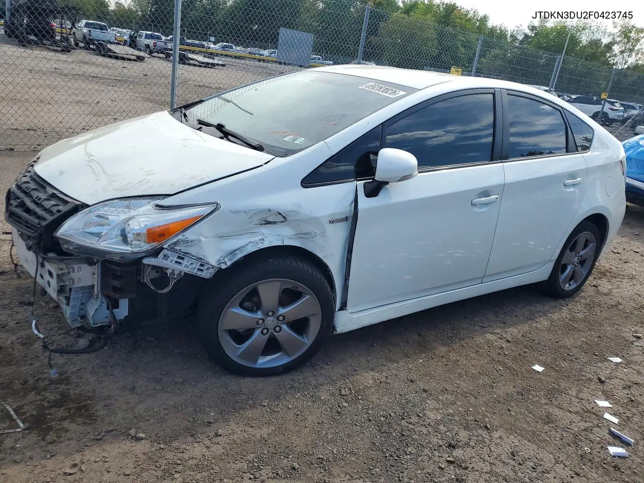 JTDKN3DU2F0423745 Toyota Prius 2015 — повреждение Передняя часть, фото до ремонта