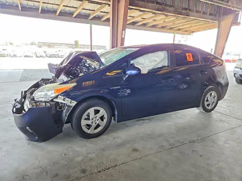 JTDKN3DU8F1905288 — 2015 Toyota Prius, Передняя часть (Front End), фото до ремонта