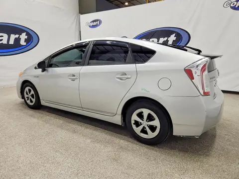 2015 Toyota Prius VIN JTDKN3DU1F0427477 фото 2