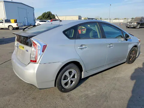2015 Toyota Prius VIN JTDKN3DU7F1877791 фото 3
