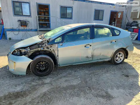 JTDKN3DUXF1897789 — 2015 Toyota Prius, Сторона, фото до ремонта