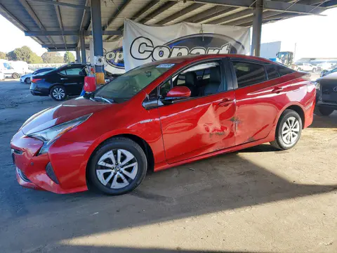 JTDKARFU1G3525825 — 2016 Toyota Prius, Передняя часть (Front End), фото до ремонта