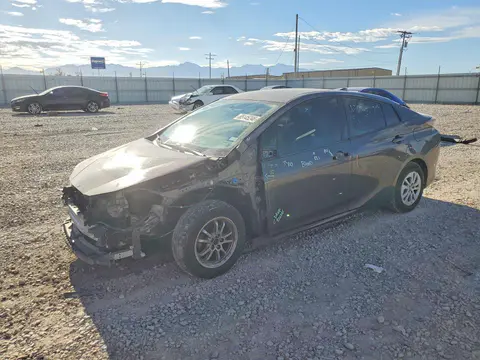 JTDKBRFU5G3506501 — 2016 Toyota Prius, Передняя часть (Front End), фото до ремонта