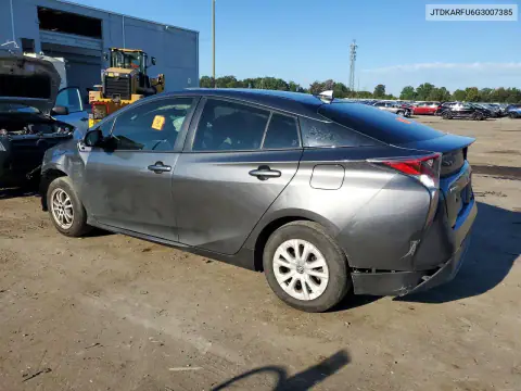 JTDKARFU6G3007385 — 2016 Toyota Prius, фото 2 с аукциона Copart 21.10.2026, Передняя часть