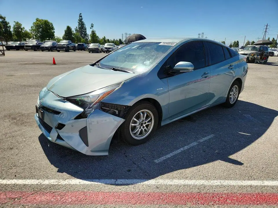 JTDKBRFUXH3043434 Toyota Prius 2017 — повреждение Передняя часть, фото до ремонта