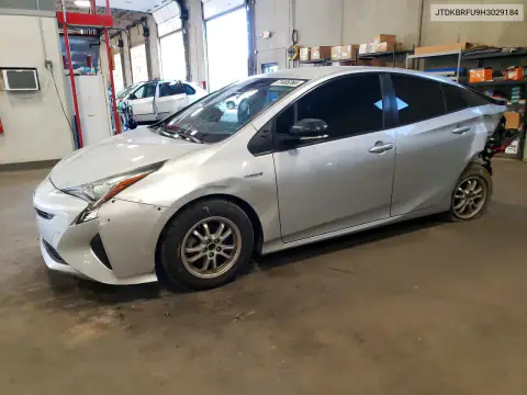 JTDKBRFU9H3029184 — 2017 Toyota Prius, Задняя часть, фото до ремонта