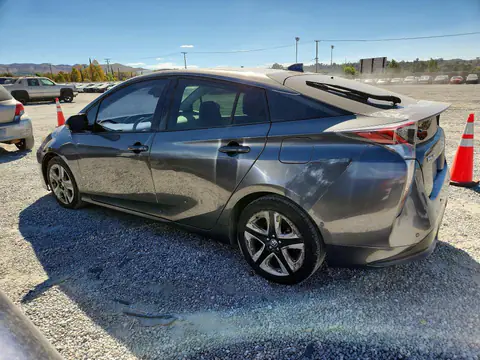 JTDKARFU9H3044500 — 2017 Toyota Prius, фото 2 с аукциона Copart 14.10.2026, Мелкие вмятины и царапины