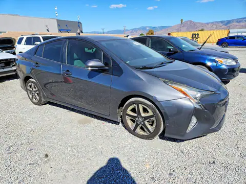 JTDKARFU9H3044500 — 2017 Toyota Prius, фото 4 с аукциона Copart 14.10.2026, Мелкие вмятины и царапины