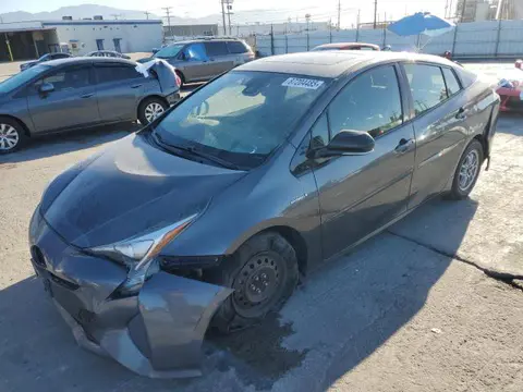 JTDKARFU2H3040448 — 2017 Toyota Prius, Передняя часть (Front End), фото до ремонта