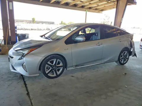 JTDKARFU3J3554895 — 2018 Toyota Prius, Задняя часть (Rear End), фото до ремонта