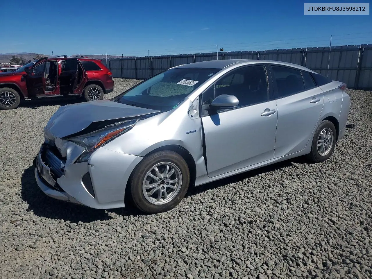 JTDKBRFU8J3598212 Toyota Prius 2018 — повреждение Передняя часть, фото до ремонта