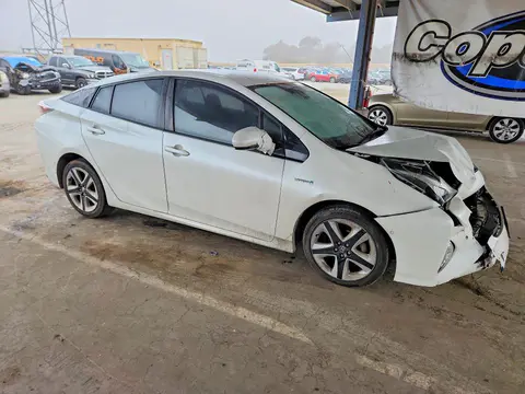 2018 Toyota Prius VIN JTDKARFU0J3065127 фото 4