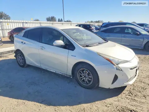 2018 Toyota Prius Two VIN JTDKBRFU6J3599231 фото 4