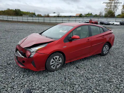 2018 Toyota Prius Two VIN JTDKBRFU1J3590520 фото 1