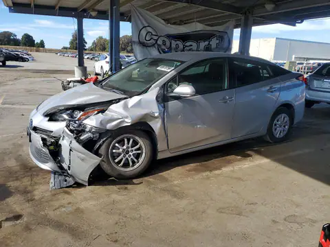 JTDKARFU0L3115110 — 2020 Toyota Prius, Передняя часть (Front End), фото до ремонта