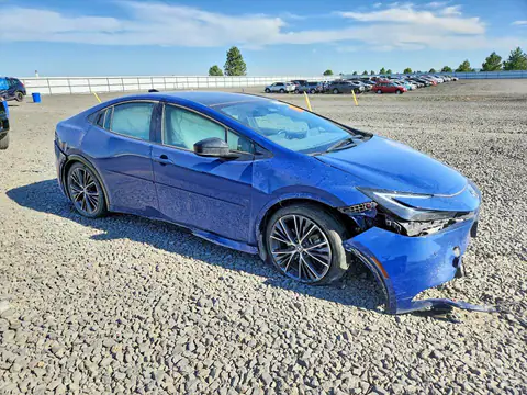 JTDADABU4R3024103 — 2024 Toyota Prius, фото 4 с аукциона Copart 30.09.2026, Передняя часть