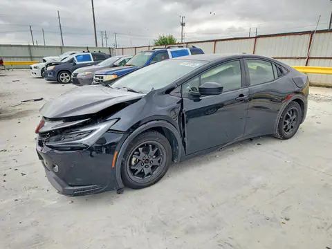 JTDACAAU2R3024511 — 2024 Toyota Prius, Передняя часть (Front End), фото до ремонта