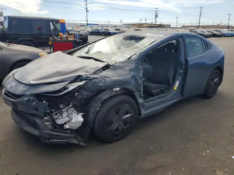 JTDACAAUXR3025714 — 2024 Toyota Prius, Боковая часть (Side), фото до ремонта