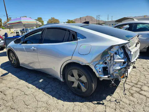 2024 Toyota Prius VIN JTDACAAU5R3023336 фото 2