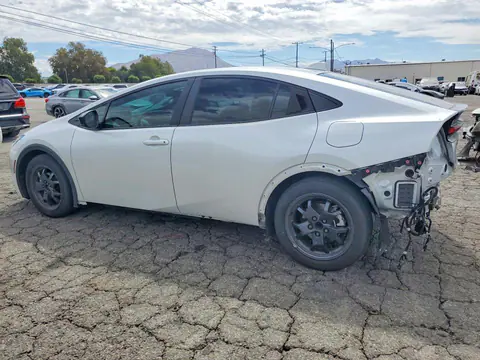 2024 Toyota Prius VIN JTDACAAU8R3046836 фото 2