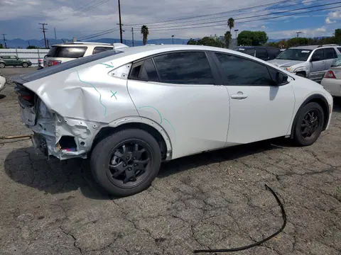 2024 Toyota Prius VIN JTDACAAU8R3046836 фото 3