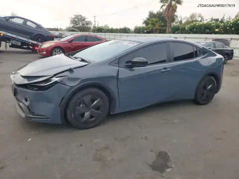 2024 Toyota Prius Le VIN JTDACAAU9R3017619 фото 1