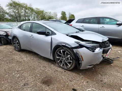 JTDACACU5R3018702 — 2024 Toyota Prius, фото 4 с аукциона Copart, Передняя часть