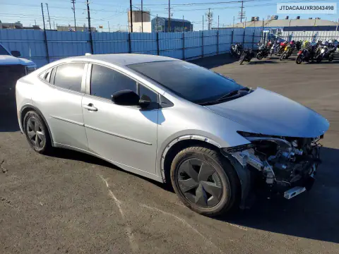 JTDACAAUXR3043498 — 2024 Toyota Prius, фото 4 с аукциона Copart, Передняя часть