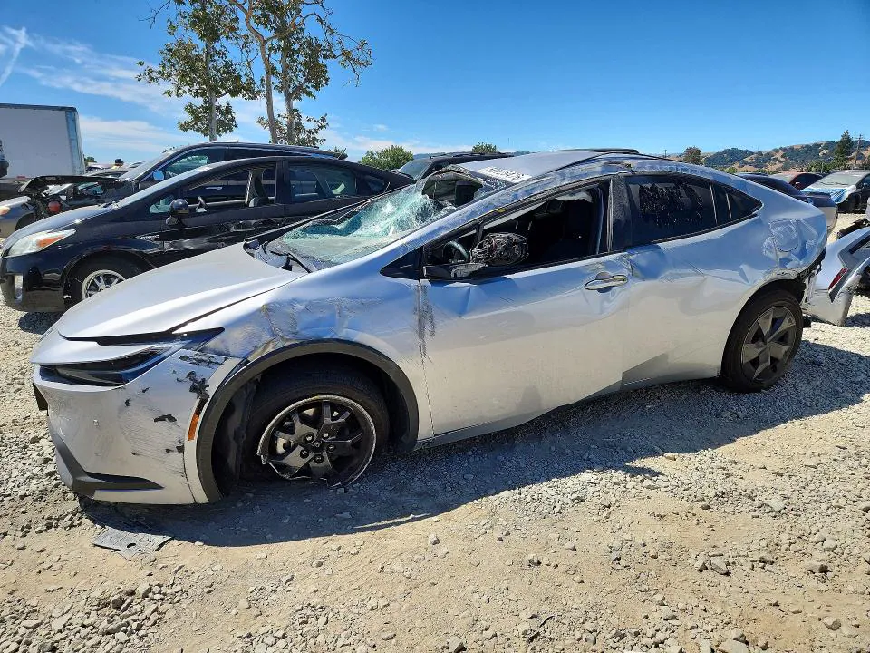 2025 Toyota Prius VIN JTDACAAU5S3058397 фото 1