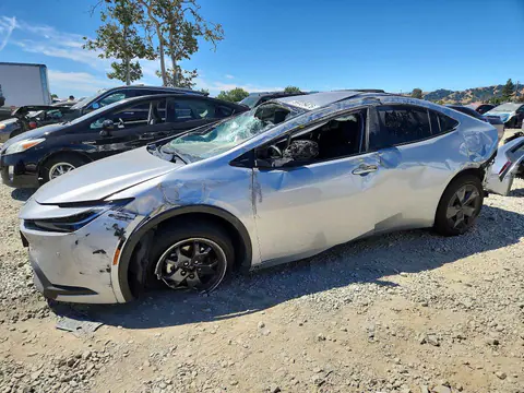 JTDACAAU5S3058397 — 2025 Toyota Prius, Опрокидывание (Rollover), фото до ремонта