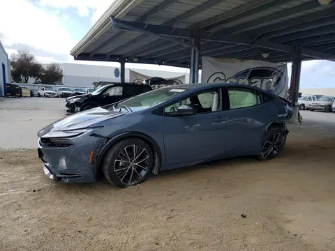 JTDACAAUXS3056905 — 2025 Toyota Prius, Задняя часть (Rear End), фото до ремонта