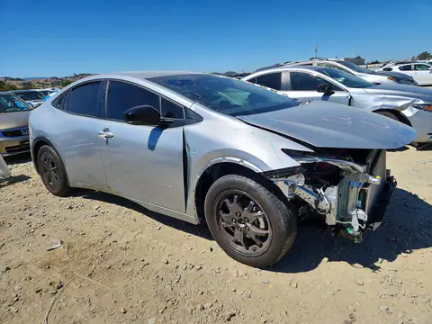 JTDACAAU1T3077269 — 2026 Toyota Prius, фото 4 с аукциона Copart 13.10.2026, Передняя часть