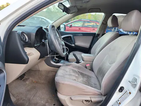 2008 Toyota Rav4 Base VIN JTMBD33V286064622 фото 7