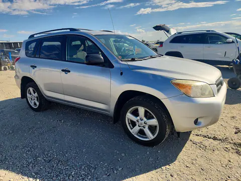2008 Toyota Rav4 Base VIN JTMBK33V385051647 фото 4