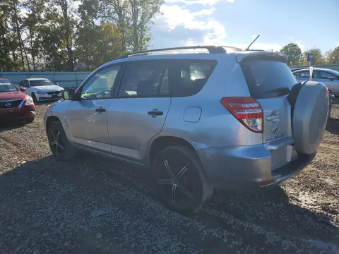 2010 Toyota Rav4 Base VIN JTMBF4DV1AD021907 фото 2