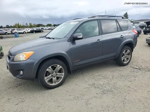 JTMRF4DV5B5038963 — 2011 Toyota RAV4, Задняя часть, фото до ремонта