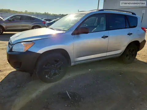 2T3BF4DVXBW097064 — 2011 Toyota RAV4, Передняя часть, фото до ремонта