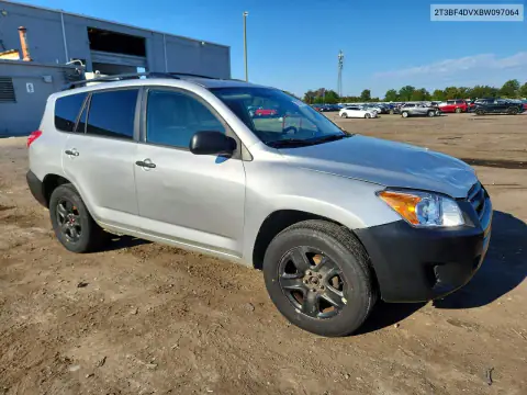 2T3BF4DVXBW097064 — 2011 Toyota RAV4, фото 4 с аукциона Copart 21.10.2026, Передняя часть