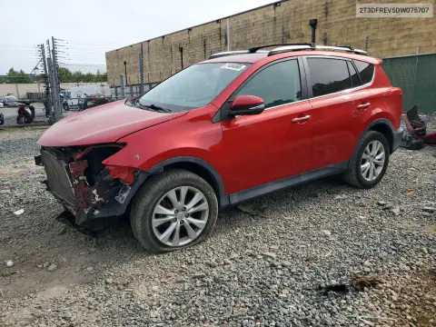 2T3DFREV5DW075707 — 2013 Toyota RAV4, Передняя часть, фото до ремонта