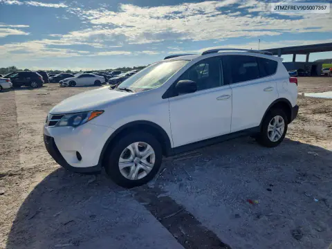 JTMZFREV9D5007357 — 2013 Toyota RAV4, Мелкие вмятины и царапины, фото до ремонта