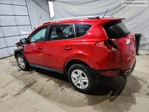 2T3BFREV6DW069213 — 2013 Toyota RAV4, фото 2 с аукциона Copart, Передняя часть