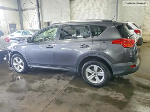 JTMRFREV0FD166972 — 2015 Toyota RAV4, фото 2 с аукциона Copart, Передняя часть