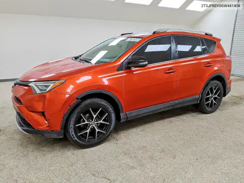 2T3JFREV0GW441404 — 2016 Toyota RAV4, Передняя часть, фото до ремонта