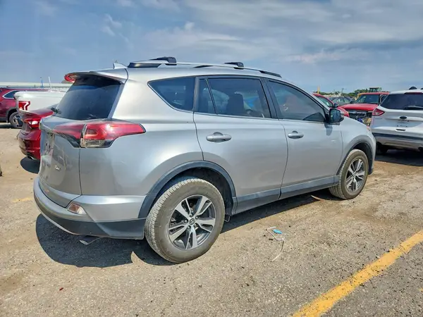 2T3WFREVXGW276998 — 2016 Toyota RAV4, фото 3 с аукциона Copart, Град
